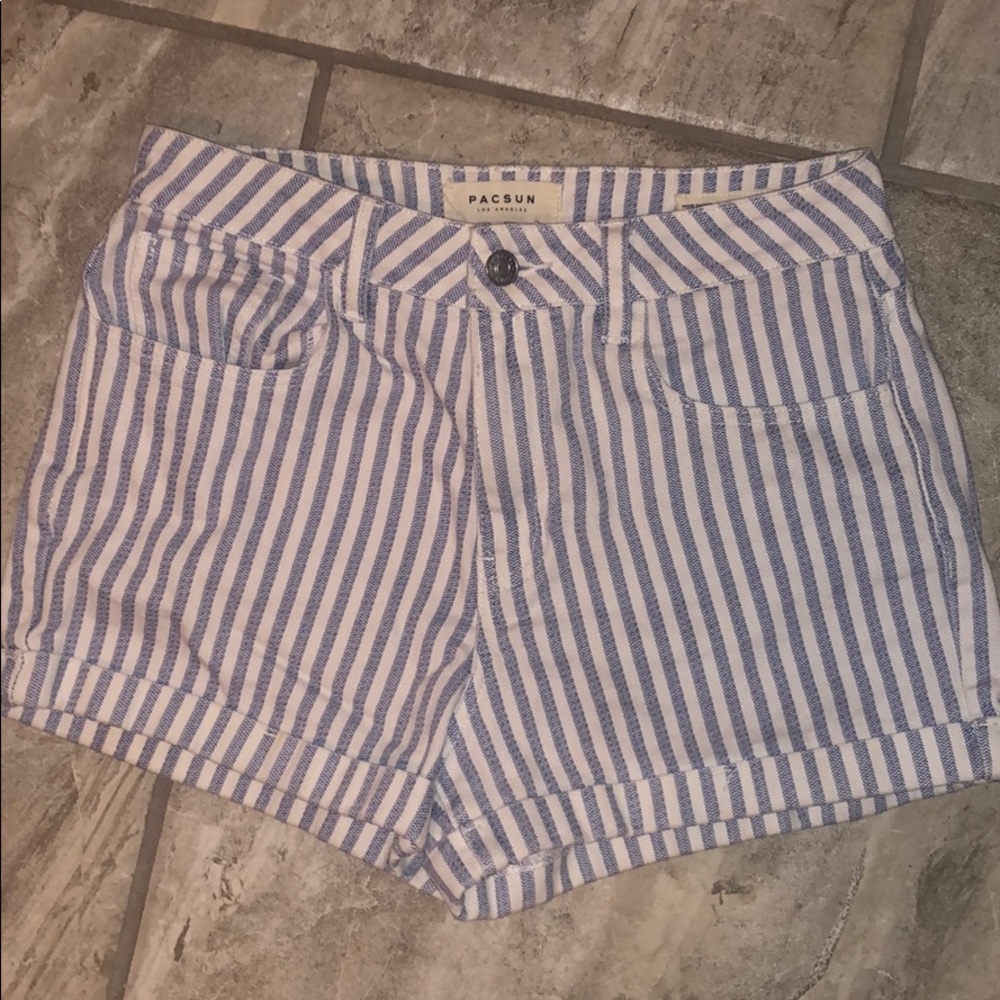 High waisted Mom shorts